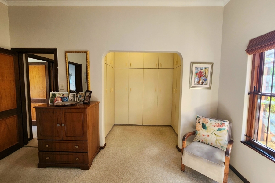 4 Bedroom Property for Sale in Panorama Western Cape